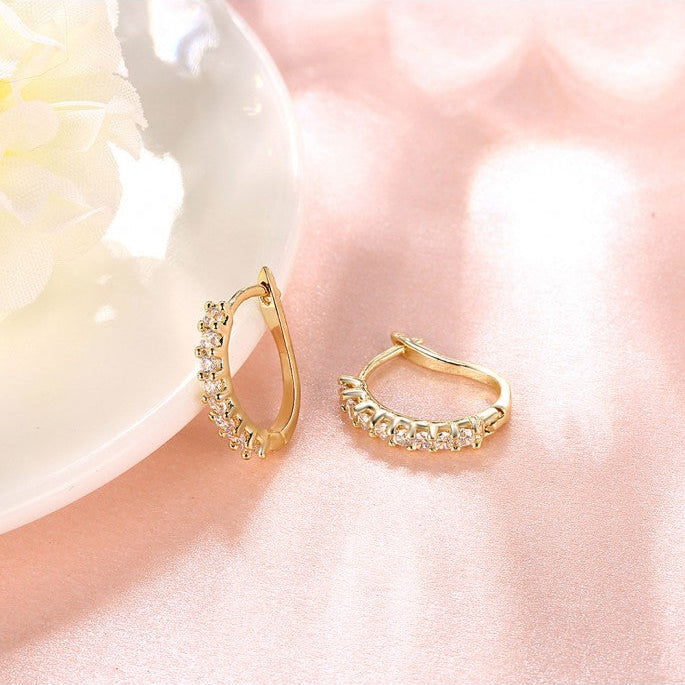 Boucles d'oreilles créoles délicates plaquées or 18 carats avec zircons - BWBO135