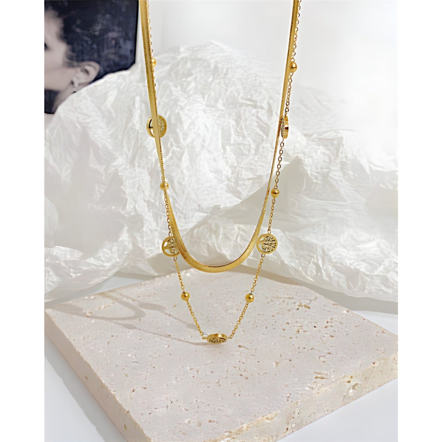 Collier double chaîne en acier inoxydable plaqué or avec arbre de vie - Étanche et hypoallergénique - BWCL153-001